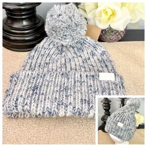 New The North Face Women's Chunky Knit Pom Beanie